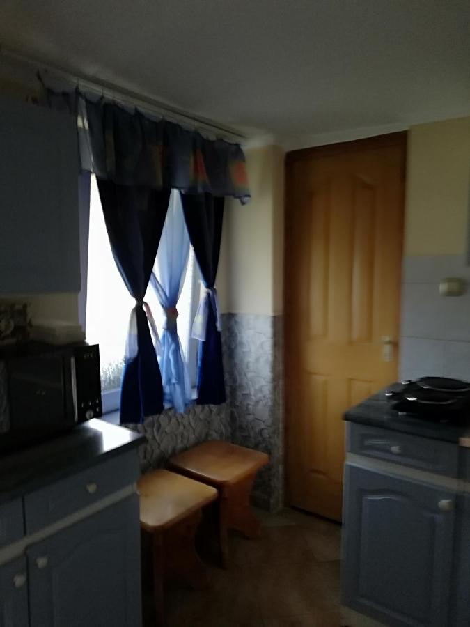 Csilla Apartman Makó Exterior foto
