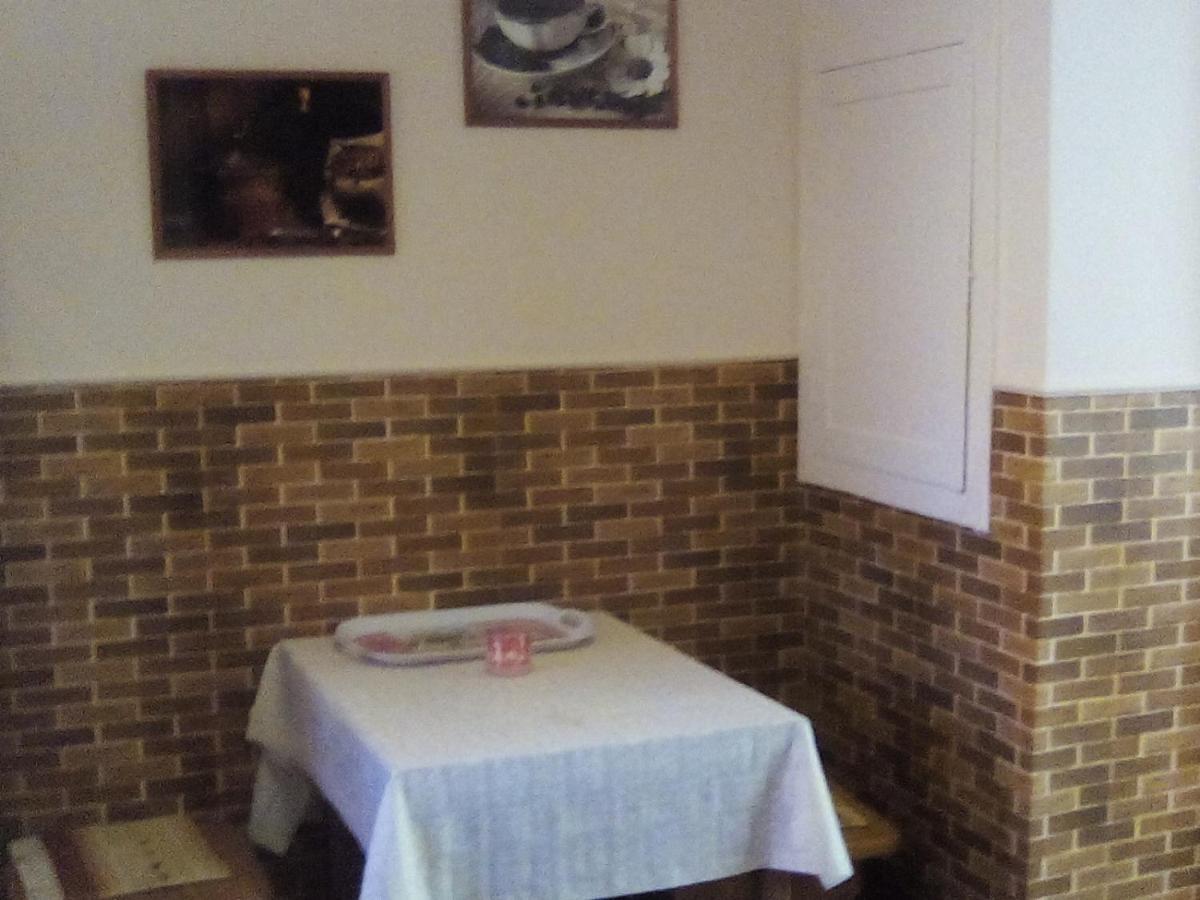 Csilla Apartman Makó Exterior foto
