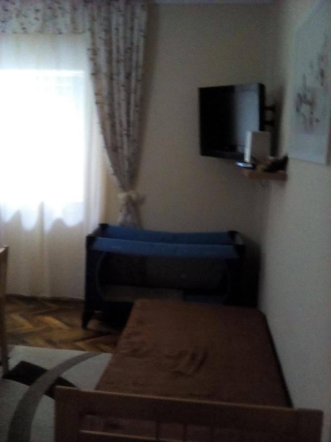 Csilla Apartman Makó Exterior foto