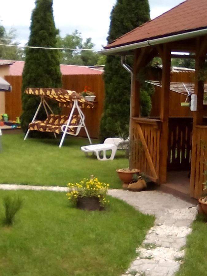 Csilla Apartman Makó Exterior foto